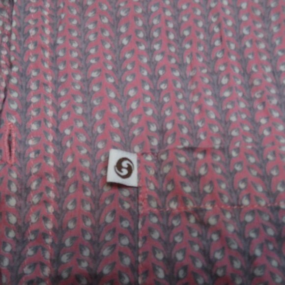 The Shop Beautiful‎ Living Mens Small Shirt S/S Button Up Pink Gray Plaid Light - Picture 4 of 6